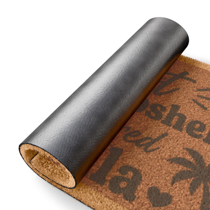 A Hot new bombshell has entered the villa- Rug